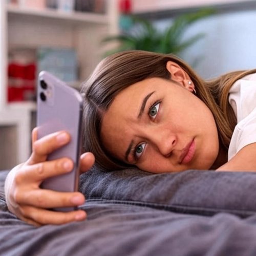 کاور عکس آهنگ همه دردامو چاره کردم با صدای زن