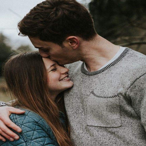 کاور عکس آهنگ بگو الان بمیر میمیرم با صدای مرد و زن